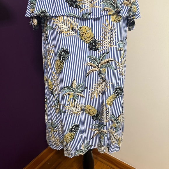 Doe & Rae Pineapple Print Cold Shoulder Dress - Picture 3 of 8